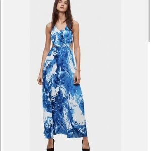 Aritzia | Talula Peekaboo Print Maxi Dress Womens XS Blue Halter Open Back Scoop